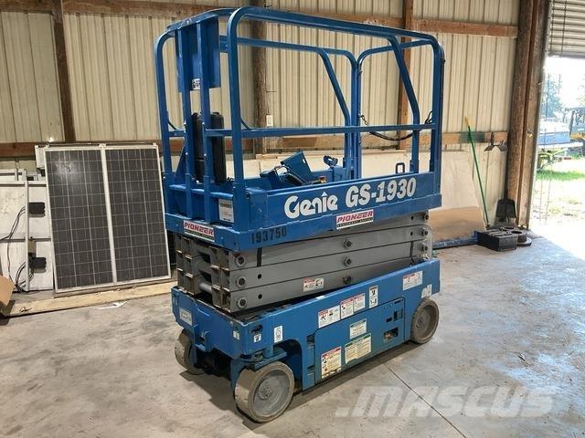 Genie GS1930 Nůžková zvedací plošina