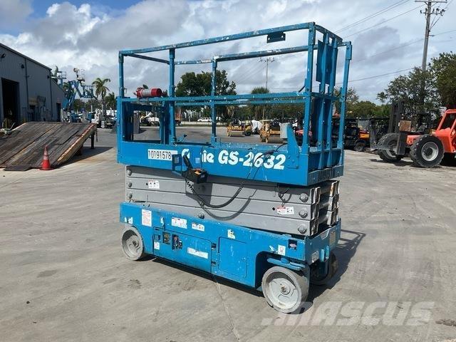 Genie GS2632 Nůžková zvedací plošina