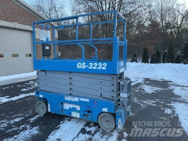 Genie GS3232 Nůžková zvedací plošina