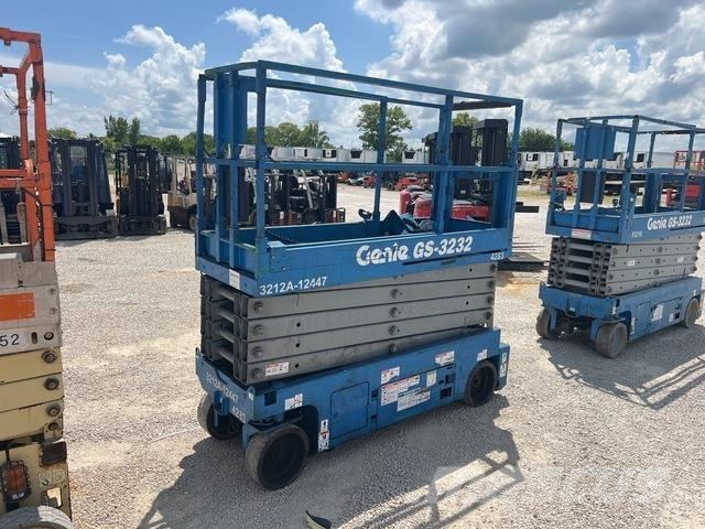 Genie GS3232 Nůžková zvedací plošina