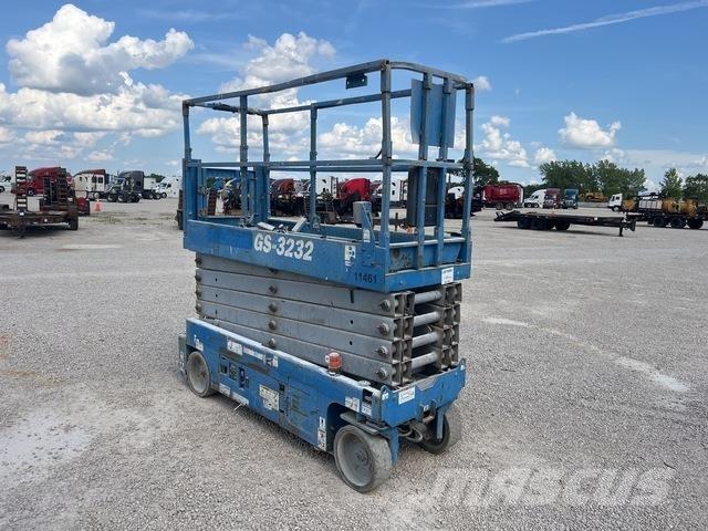 Genie GS3232 Nůžková zvedací plošina