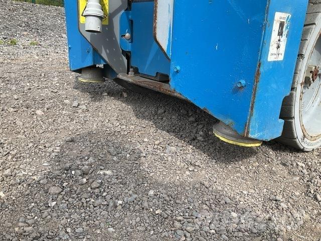 Genie GS3232 Nůžková zvedací plošina