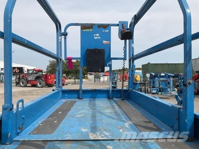 Genie GS3246 Nůžková zvedací plošina