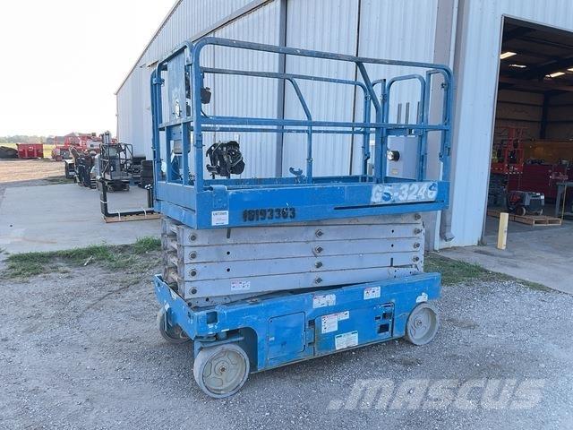 Genie GS3246 Nůžková zvedací plošina