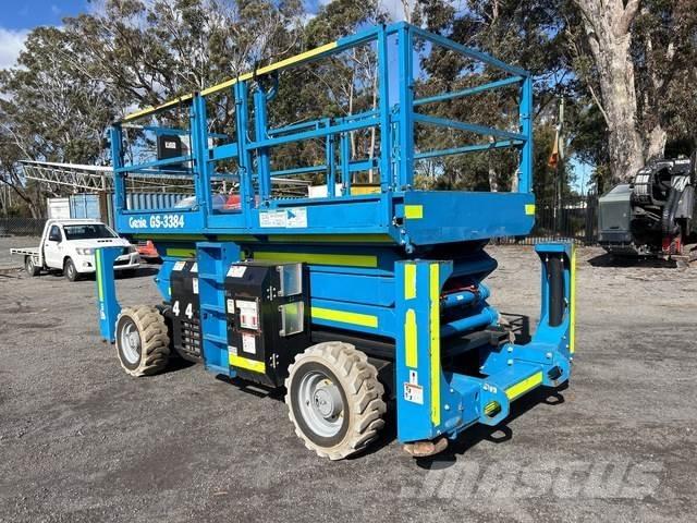 Genie GS3384 Nůžková zvedací plošina