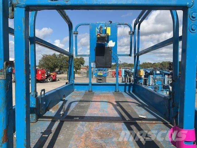 Genie GS4047 Nůžková zvedací plošina