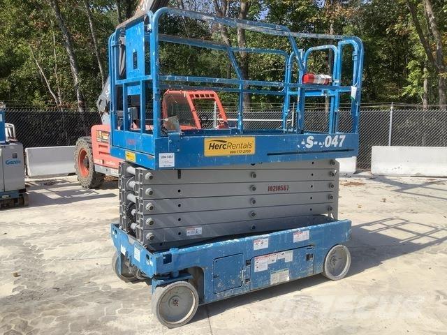Genie GS4047 Nůžková zvedací plošina