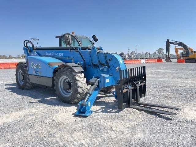 Genie GTH-1256 Teleskopické manipulátory