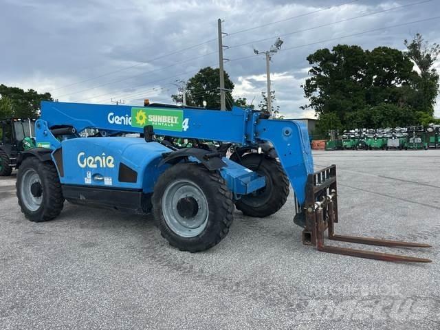 Genie GTH844 Teleskopické manipulátory