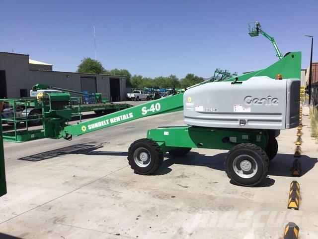 Genie S-40 Teleskopické plošiny