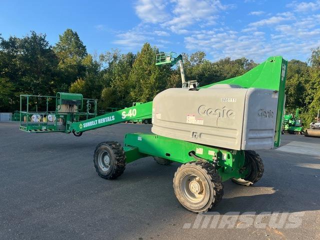 Genie S-40 Teleskopické plošiny
