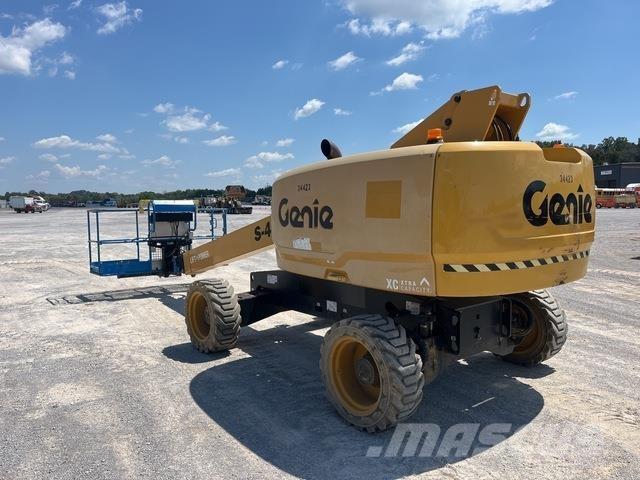 Genie S-40XC Teleskopické plošiny
