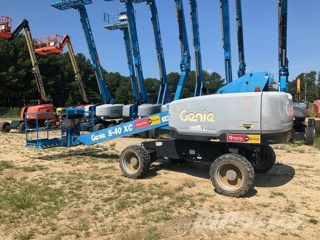 Genie S-40XC Teleskopické plošiny