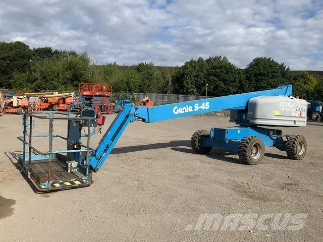 Genie S45 Teleskopické plošiny