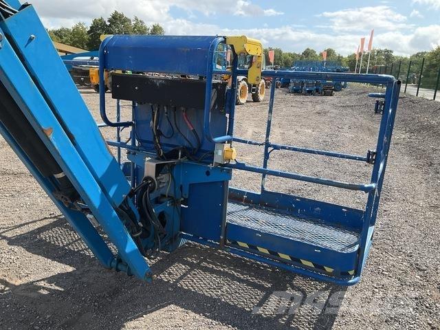 Genie Z60/37 Kloubové plošiny