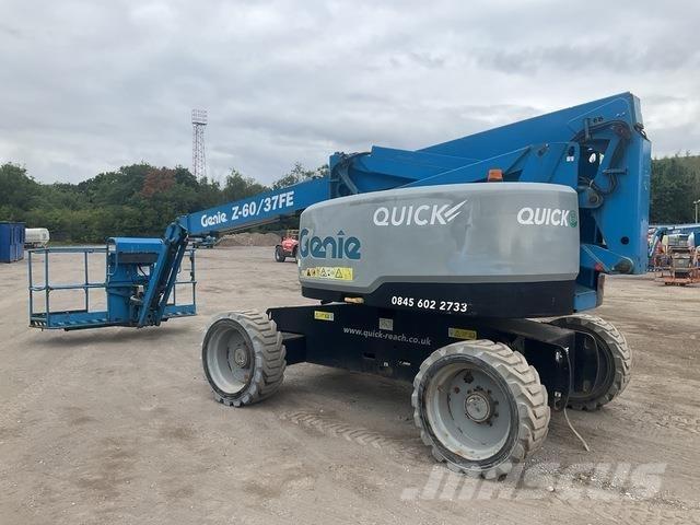 Genie Z60/37 Kloubové plošiny