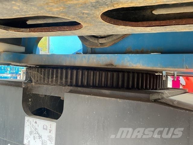 Genie Z60/37 Kloubové plošiny