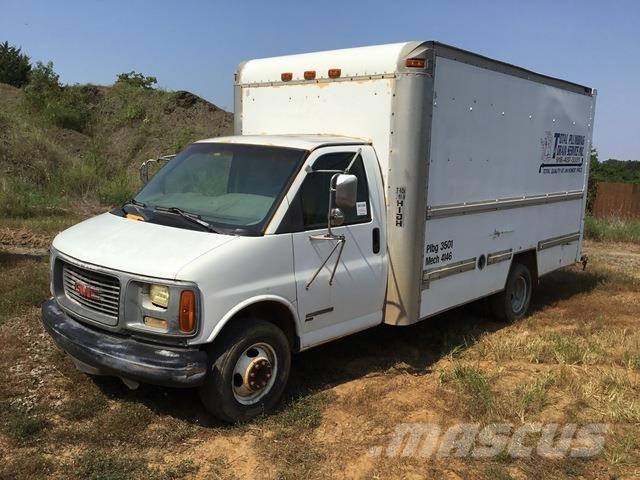 GMC 3500 Skříňová nástavba