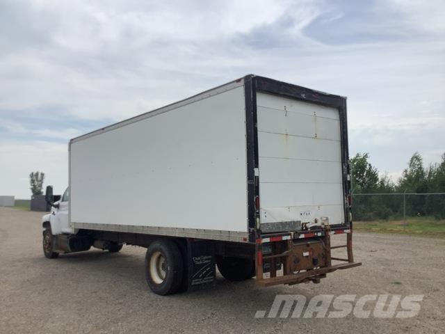 GMC 7500 Skříňová nástavba