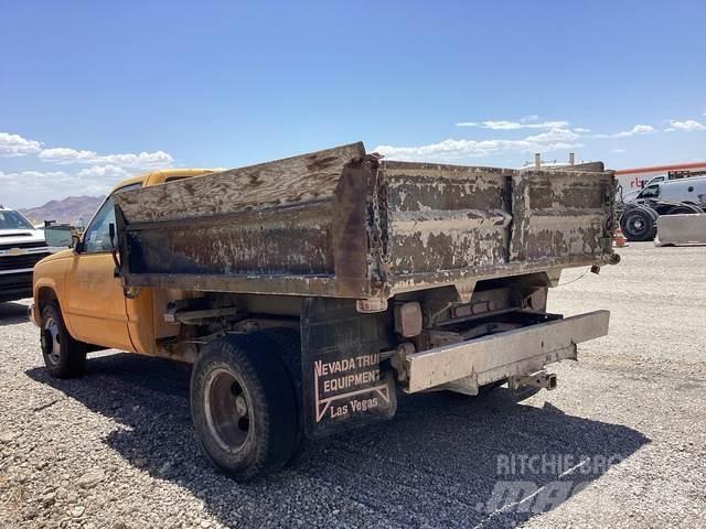 GMC C3500 Sklápěče