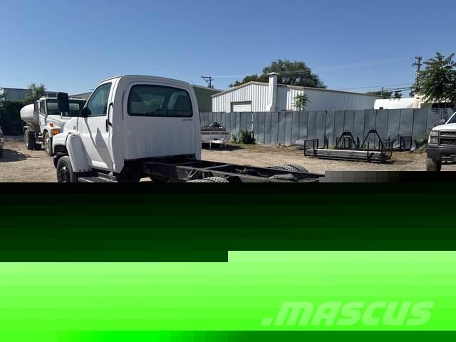 GMC C5500 Kabiny a interiér