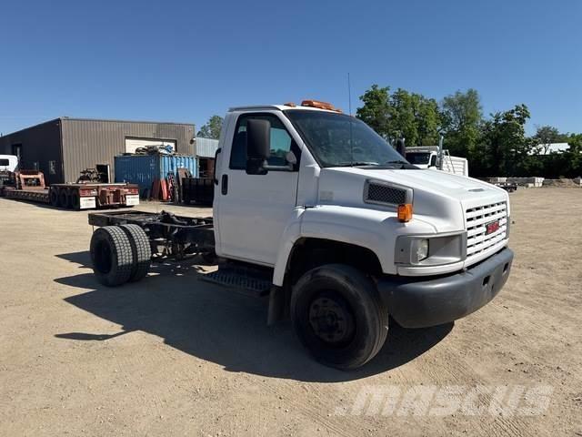 GMC C5500 Kabiny a interiér