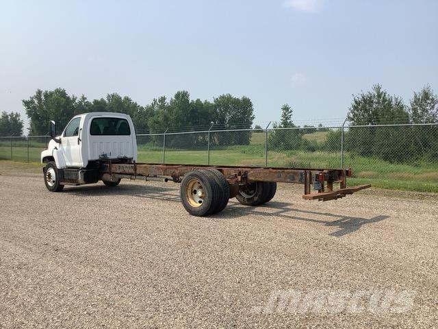 GMC C7500 Kabiny a interiér