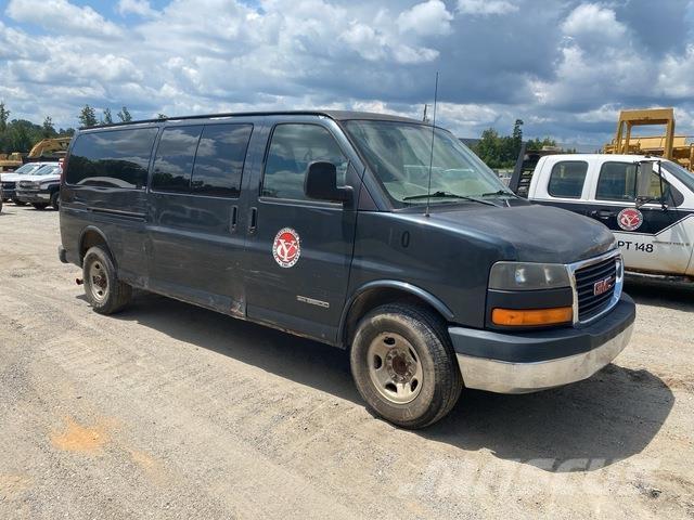 GMC G3500 Osobní vozy