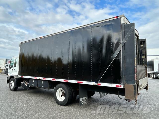 GMC T-Series Skříňová nástavba