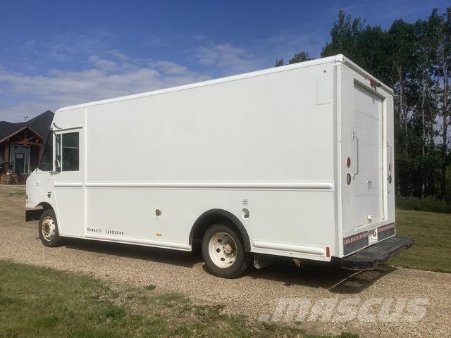 GMC Workhorse Skříňová nástavba