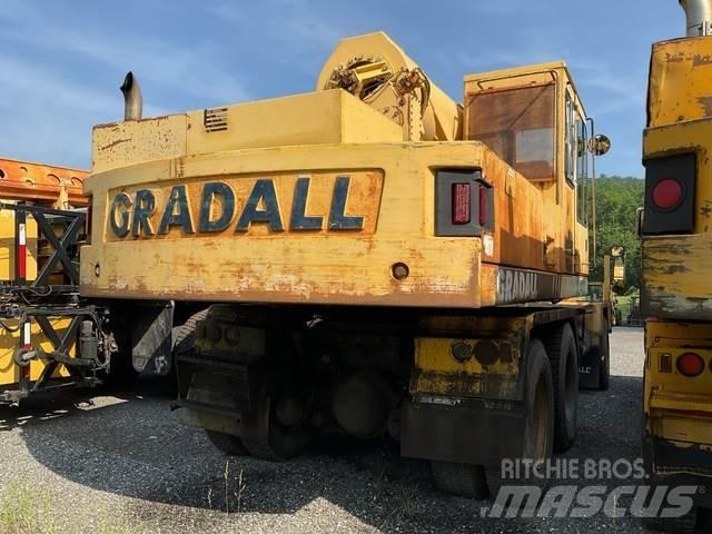 Gradall XL4100 Kolová rýpadla