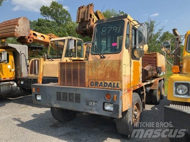 Gradall XL4100 Kolová rýpadla