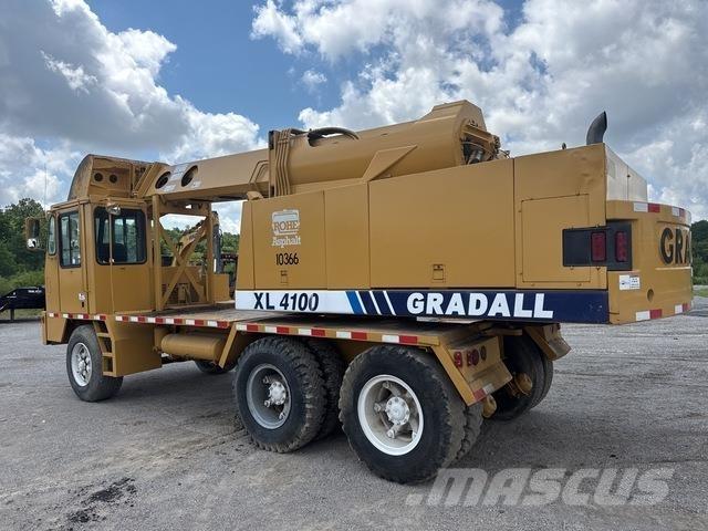 Gradall XL4100 Kolová rýpadla