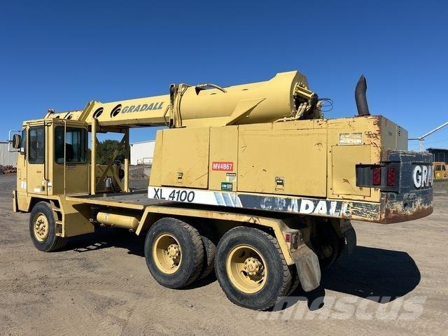 Gradall XL4100 Kolová rýpadla