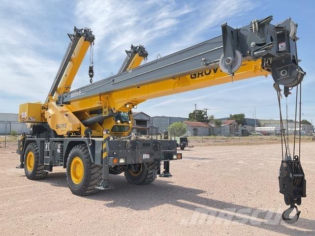 Grove RT530E-2 Jeřáby pro těžký terén