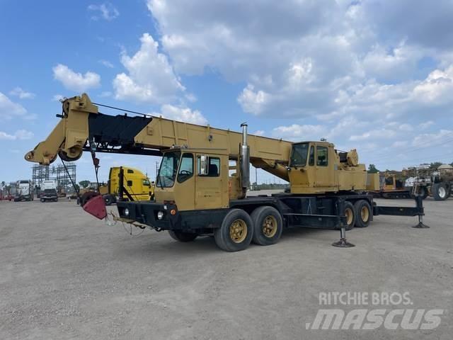 Grove TMS-300B Pásové jeřáby