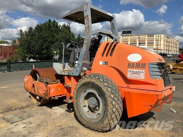 Hamm 3307 Tahačové válce