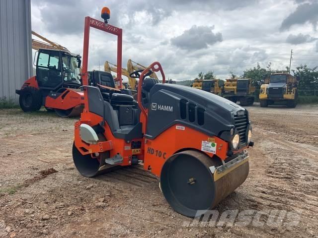 Hamm HD 10C VV Tandemové válce