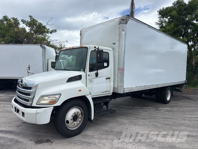 Hino  Skříňová nástavba