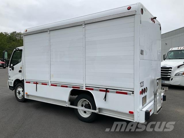 Hino 195H Vozy pro přepravu nápojů