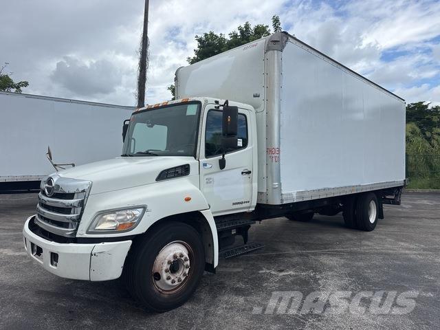 Hino 238 Skříňová nástavba