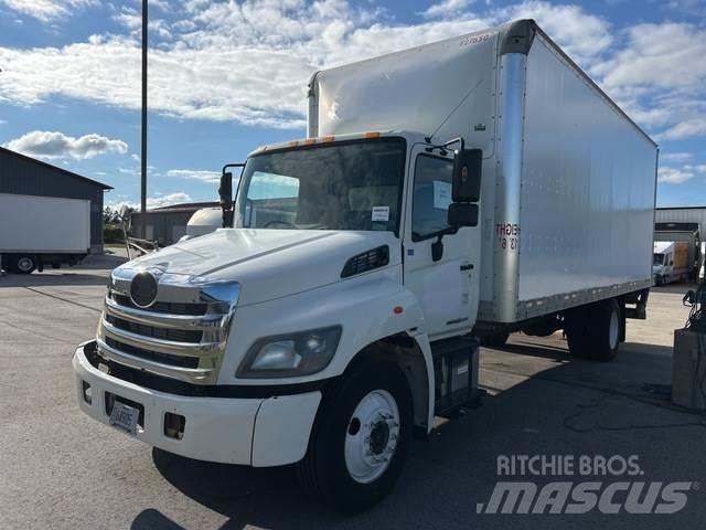 Hino 268 Skříňová nástavba