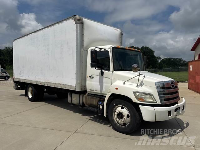 Hino 268 Skříňová nástavba
