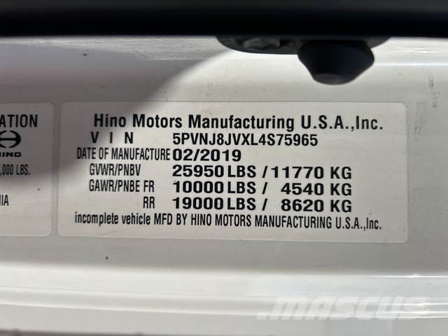 Hino 268 Skříňová nástavba