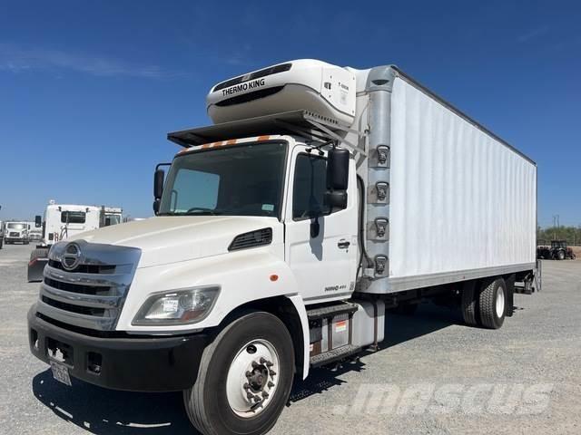 Hino 268 Chladírenské nákladní vozy