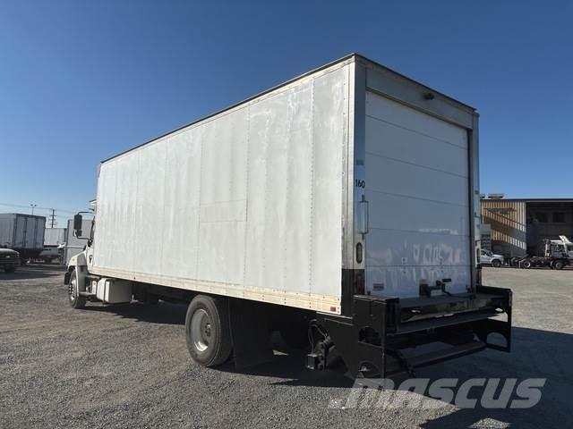 Hino 268 Chladírenské nákladní vozy
