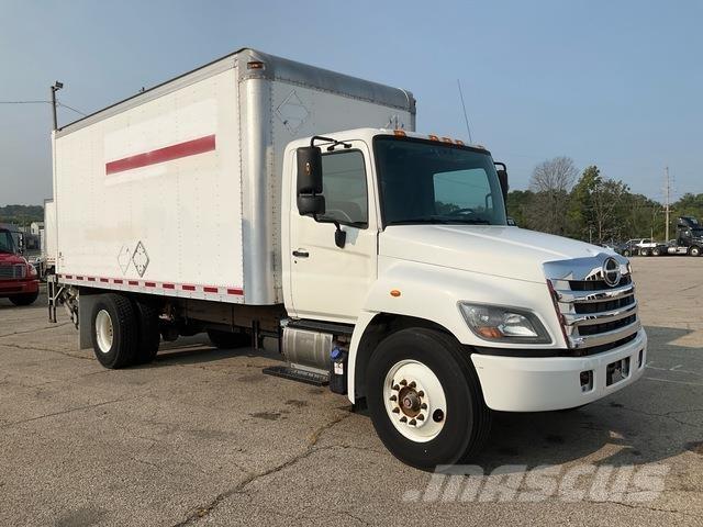 Hino 268 Skříňová nástavba
