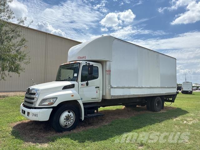 Hino 268 Skříňová nástavba