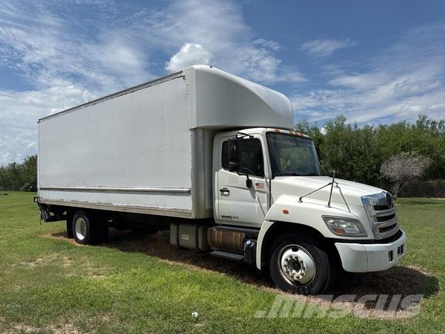 Hino 268 Skříňová nástavba