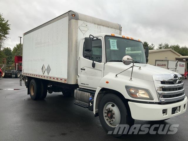 Hino 338 Skříňová nástavba